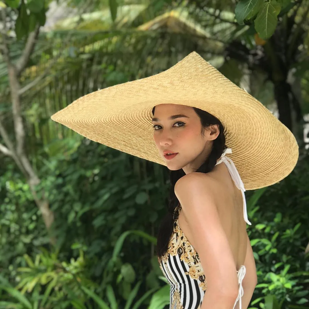 tai khoan instagram hot girl thai lan - Patcharapa Chaichua - elle man 2