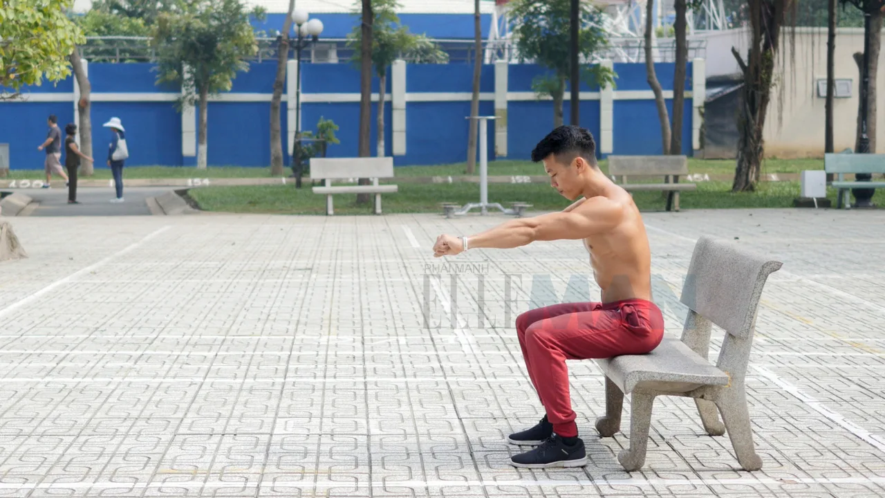 bai tap squat dung cach cung chau viet son - elle man 1