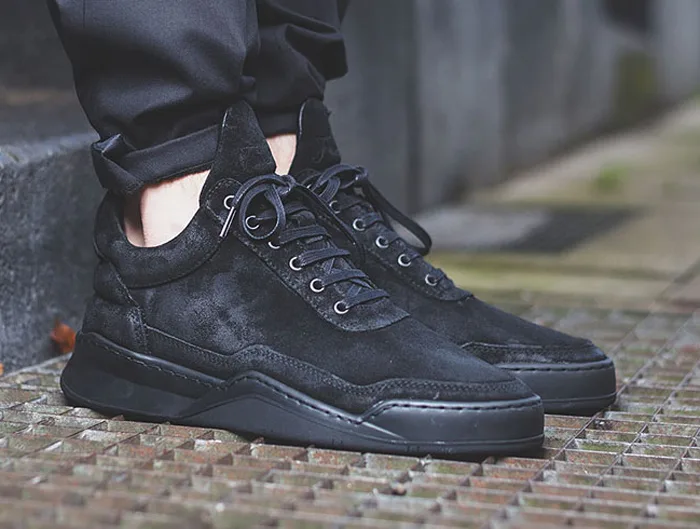 5 kieu giay the thao - all-black - Filling Pieces Waxed-Nubuck - elle man