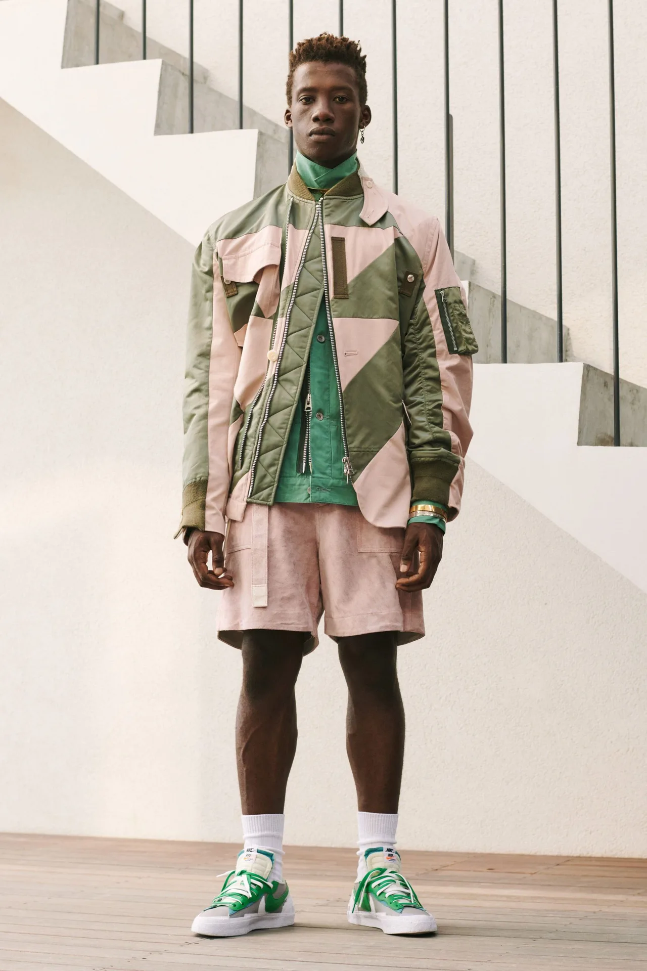 xu hướng thời trang áo khoác bomber sacai