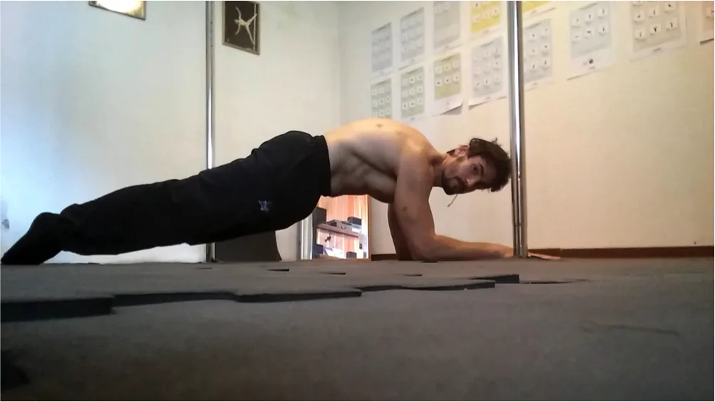 lich tap duc tai nha cho nguoi khong di gym - elleman 1
