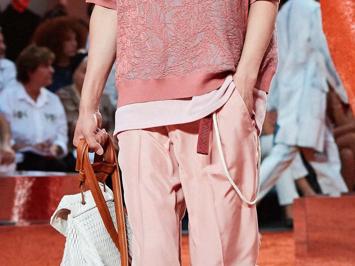 Chi tiết thể hiện kỹ thuật cắt may tinh tế của Zegna