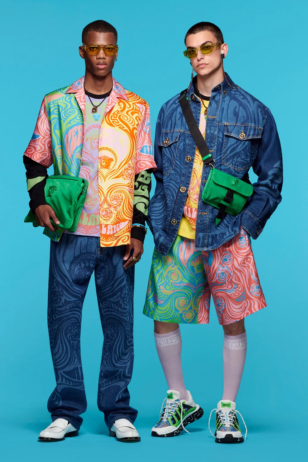 mau sac trang phuc - Versace Resort 2022 Collection for Men